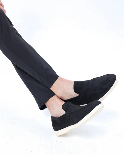 The Avalon Black
